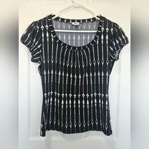 Worthington Black and White Geometric Blouse